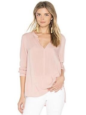 VELVET by Graham & Spencer Women’s Costella Top In Plush-Size Small